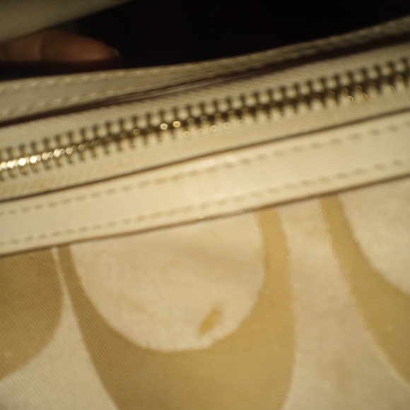Coach Cream Satchel with Signature Design - Picture 5 of 14